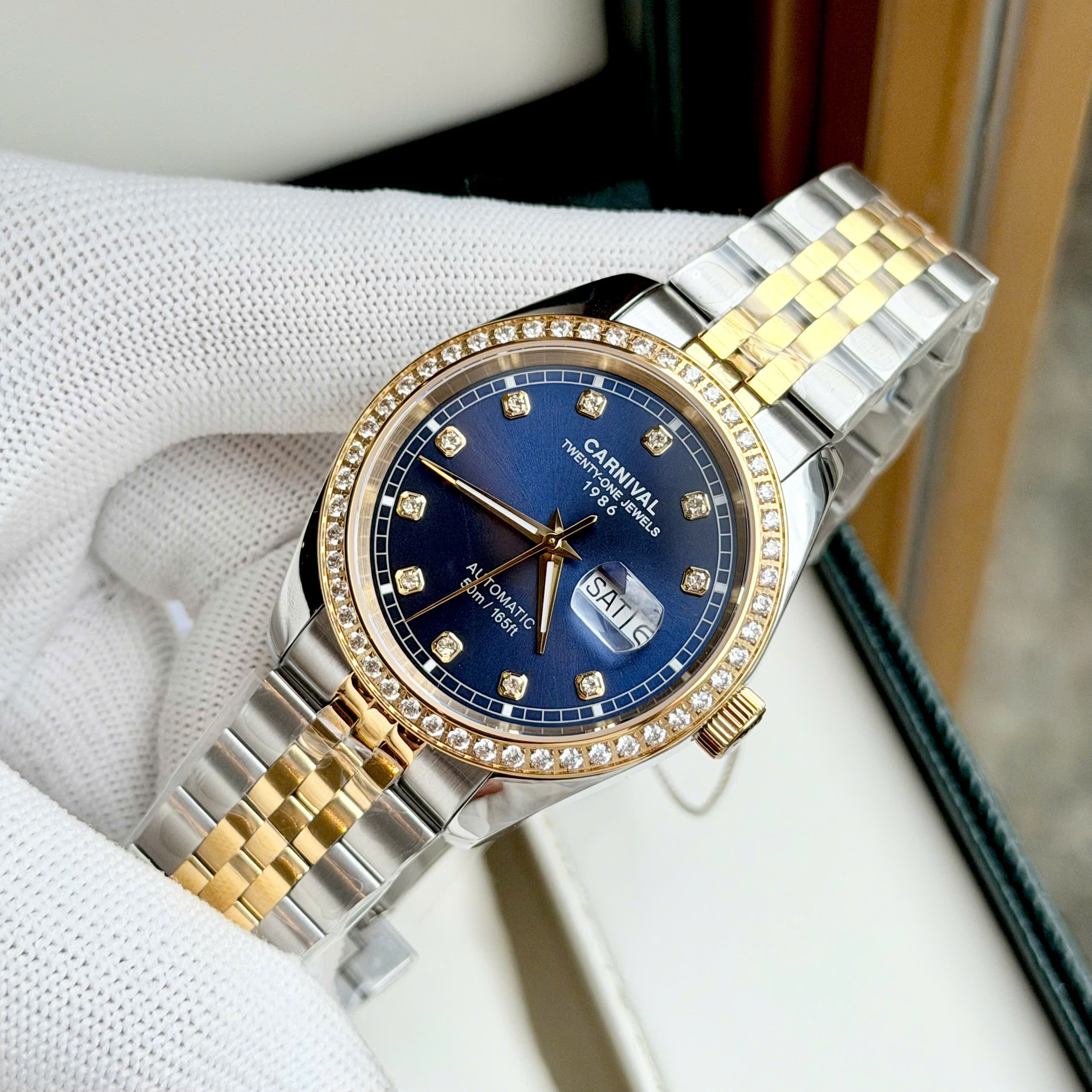 ĐỒNG HỒ NAM CARNIVAL 8131G2 CV X AUTOMATIC 41MM