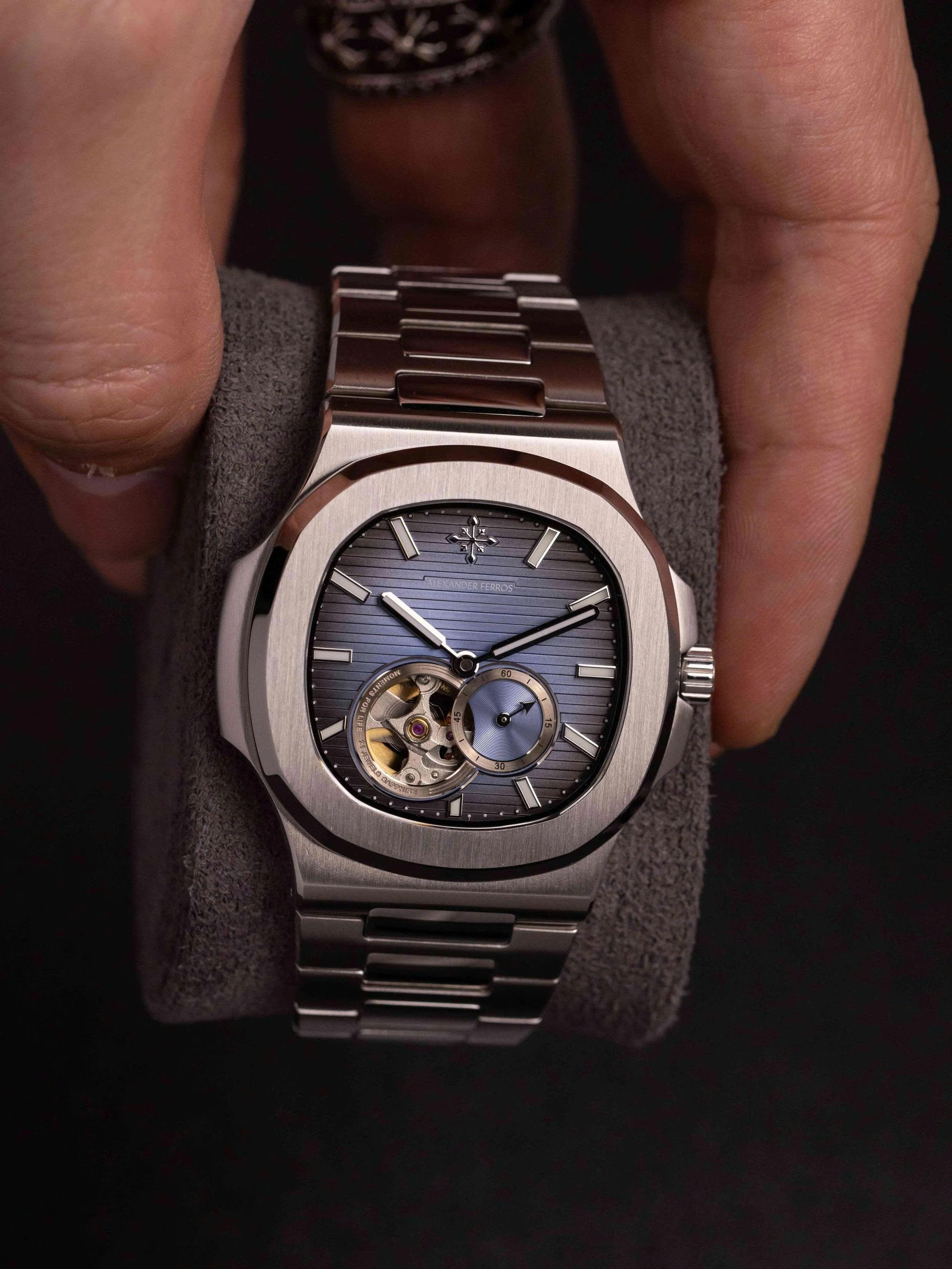 ĐỒNG HỒ NAM ALEXANDER FERROS 6312S/05 AUTOMATIC 40MM