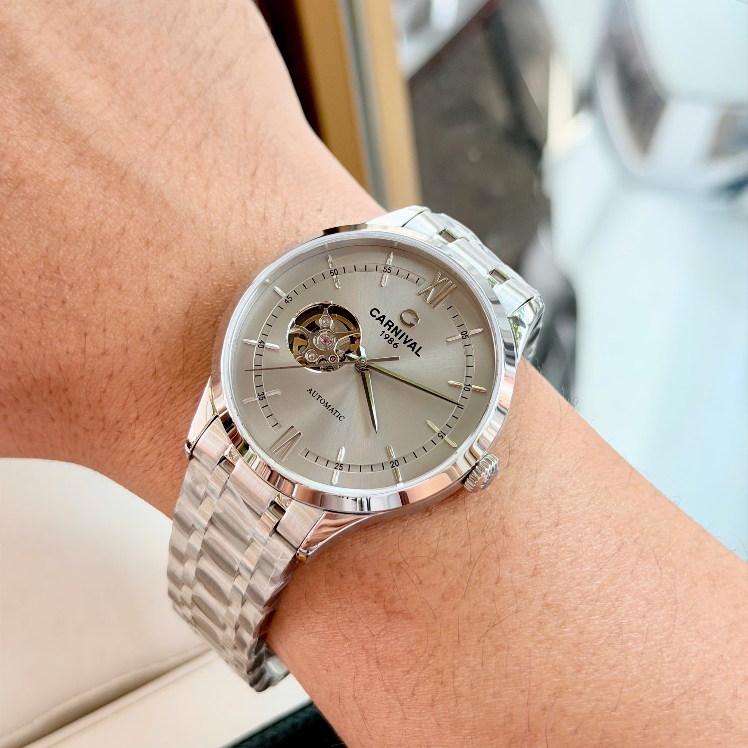 ĐỒNG HỒ NAM CARNIVAL 8093G VT TX AUTOMATIC 40MM