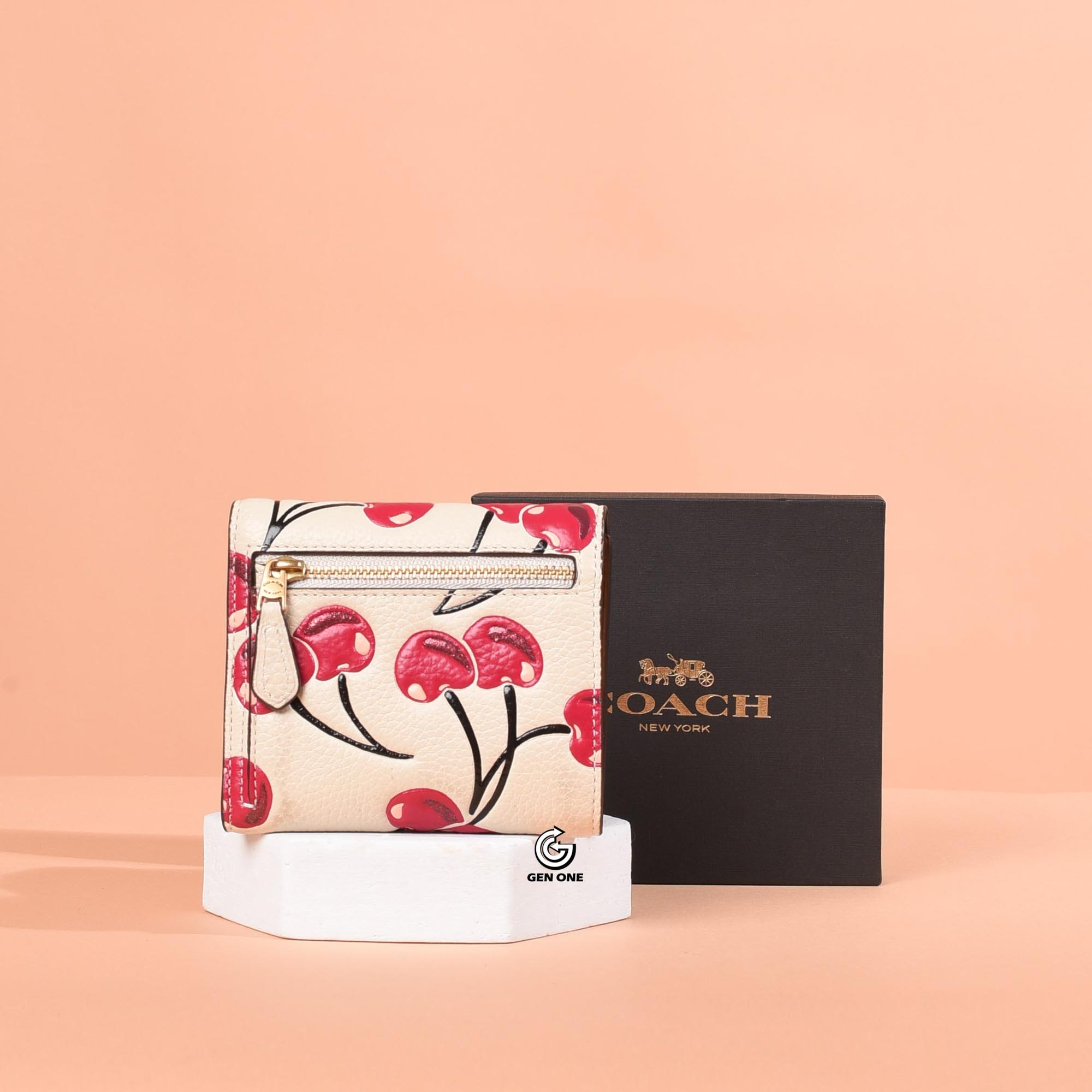 COACH CA160 CHERRY WYN SMALL WALLET - WHITE