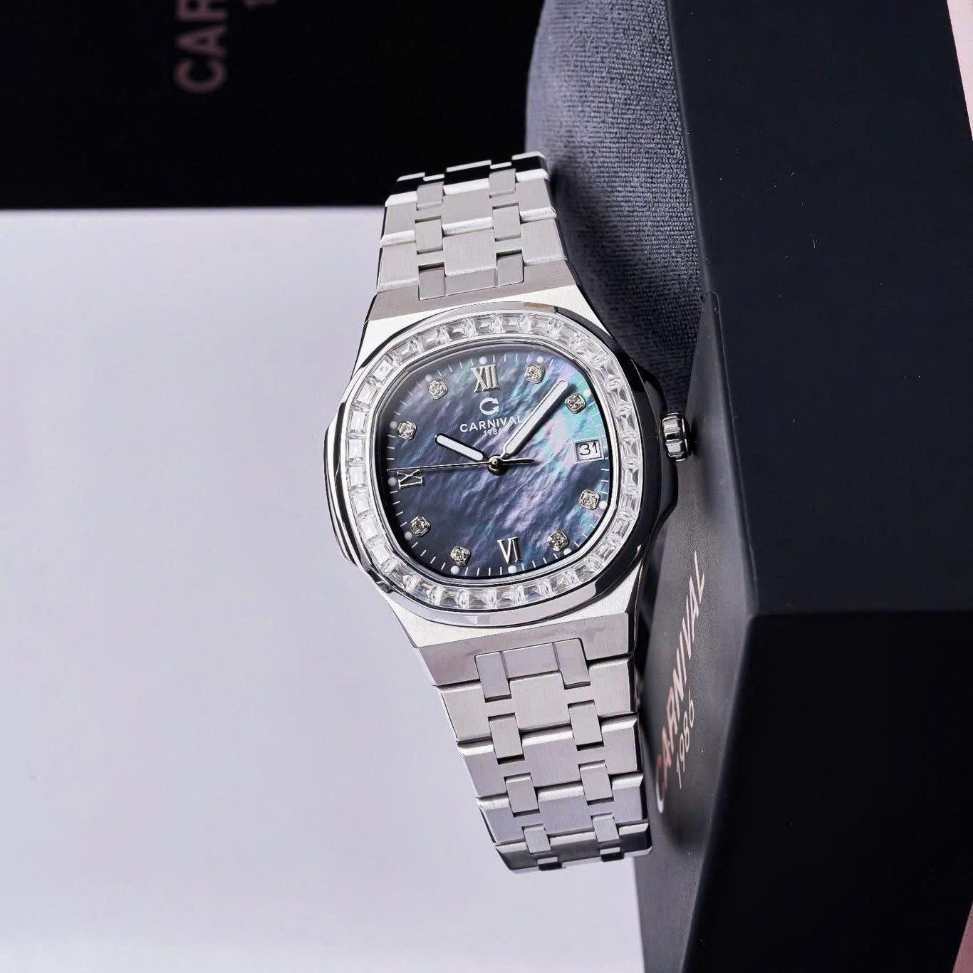 ĐỒNG HỒ NỮ CARNIVAL 8160L2 VT DK QUARTZ 34MM ( XÀ CỪ ĐEN )